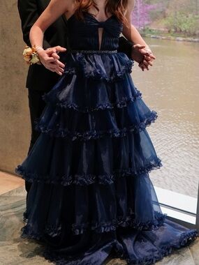 Ava Presley Navy blue strapless prom dress